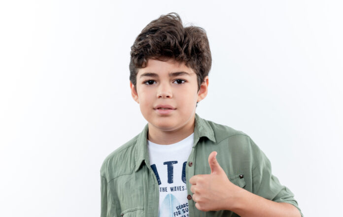 Casting film - Cercasi bambino latino-americano